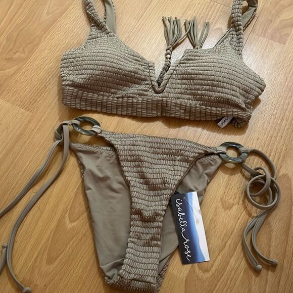 Isabella rose swim set - Picture 2 of 7